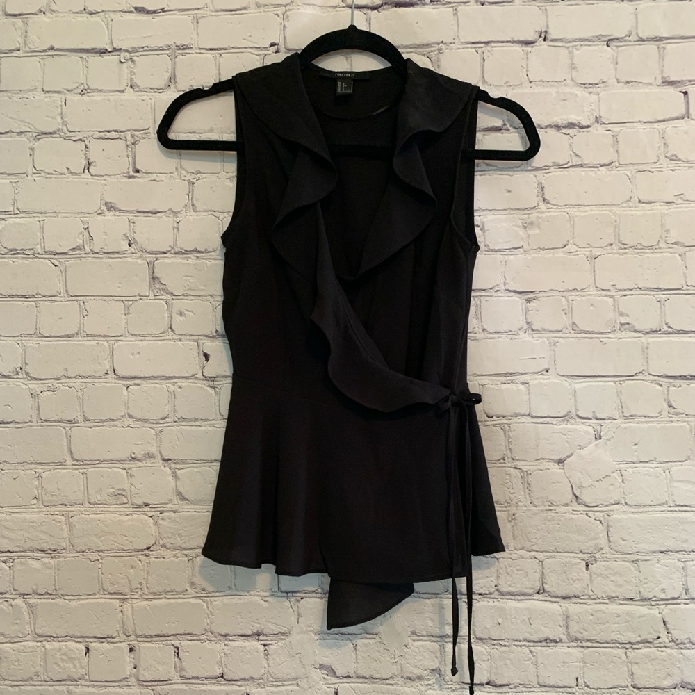 Forever21 sleeveless wraparound blouse